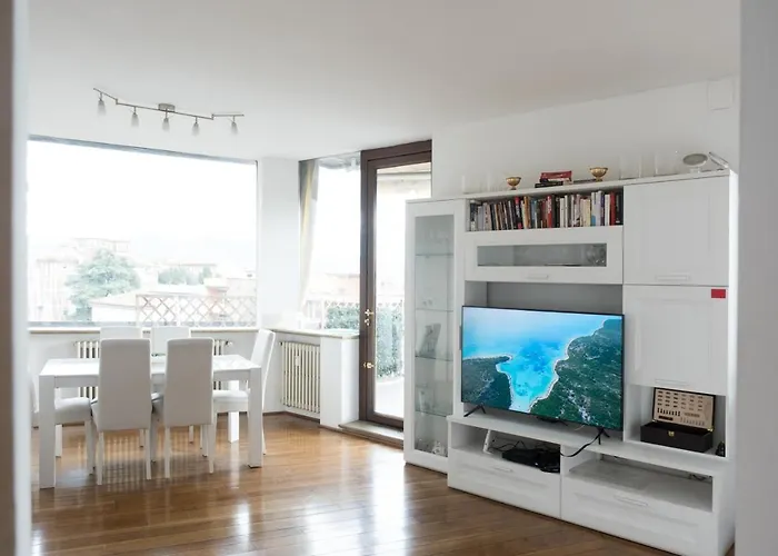Attico Con Terrazzo Panoramico